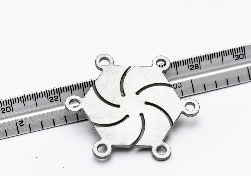 OMAX Medical cuts