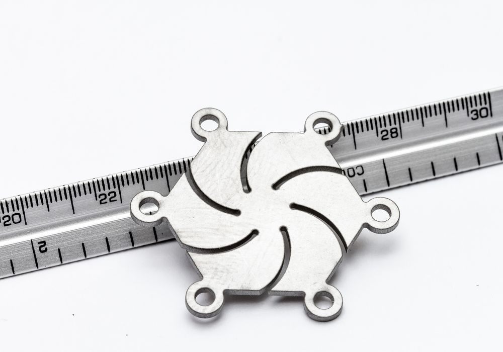 OMAX Medical cuts