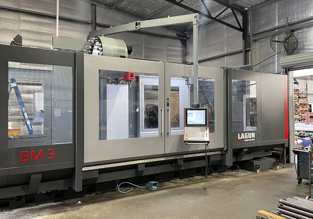 CNC LAGUN Milling machine at METALFORM shop floor