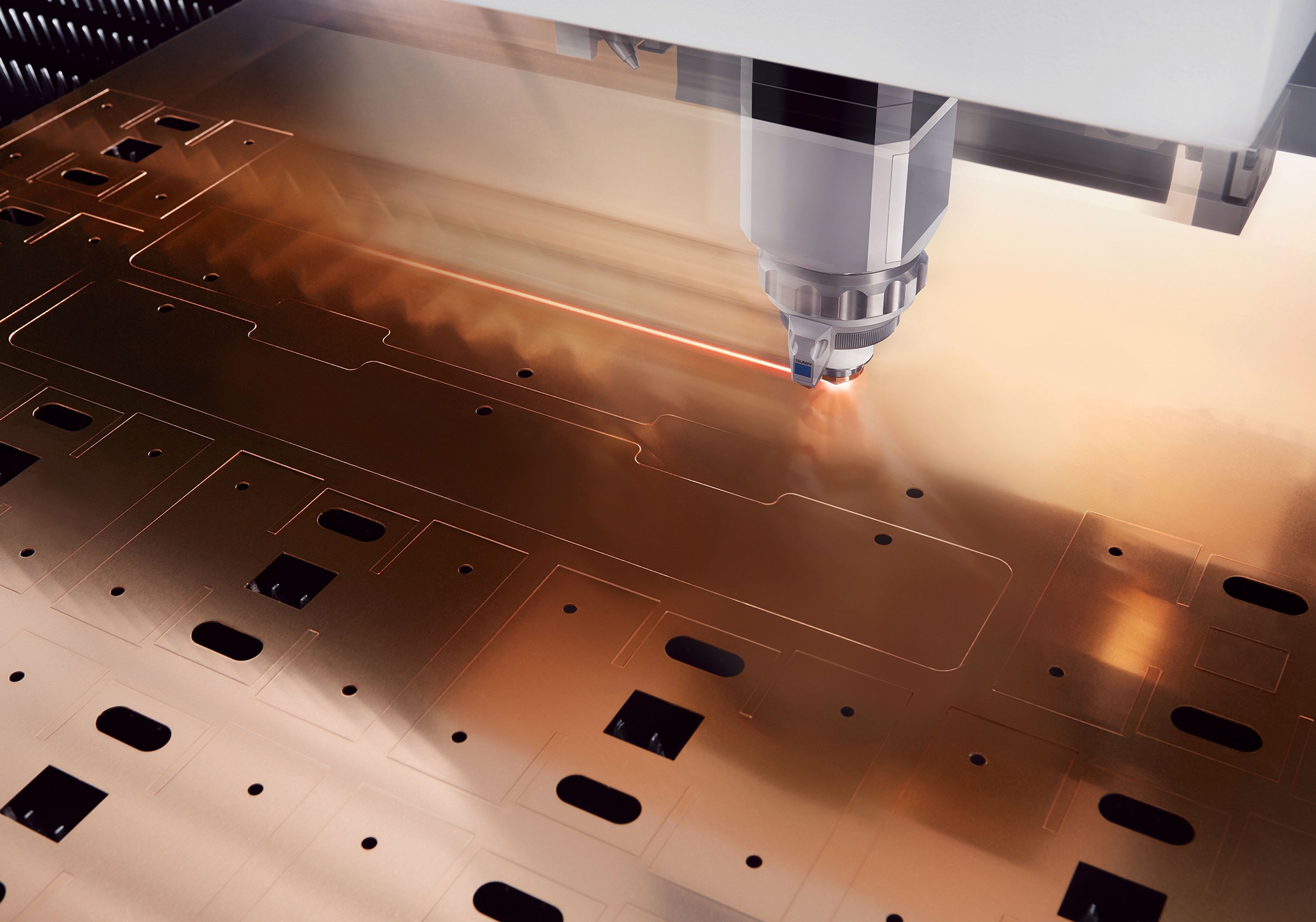 Fiber laser cutting machines